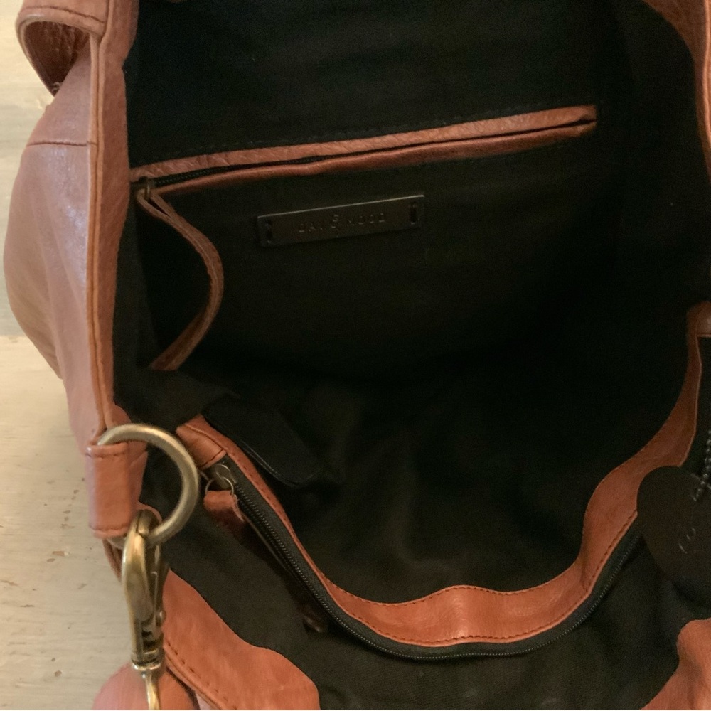 Day & Mood Leather Shoulder handbag Like New - Picture 7 of 10